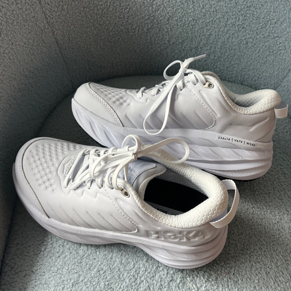 Hoka bondi SR